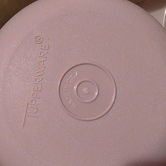 Tupperware exlarge server - Picture 3 of 7